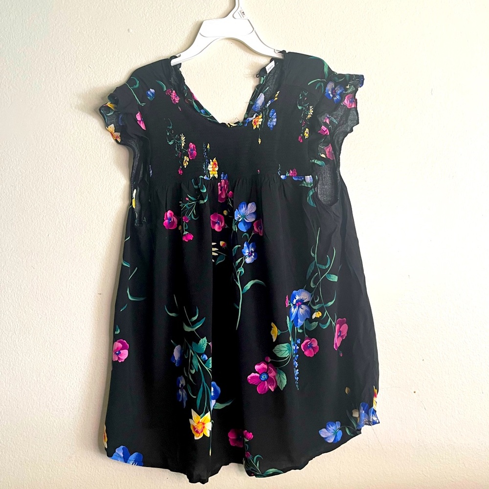 Old Navy Peasant Flower Top | black floral ruffle sleeves XL